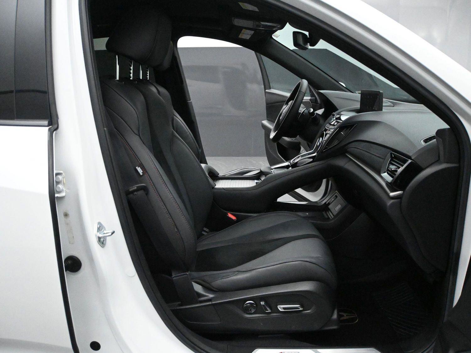 Used 2023 Acura RDX A-Spec image 16