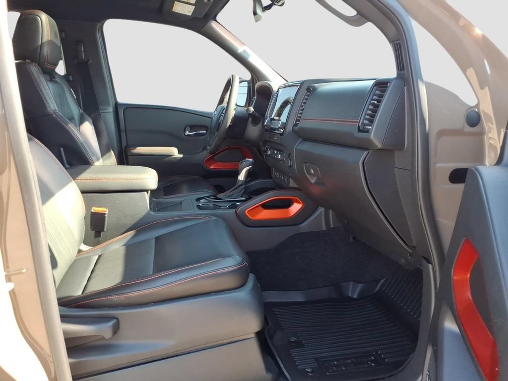 Used 2024 Nissan Frontier PRO-4X w/ Pro Premium Package AWD/4WD image 10