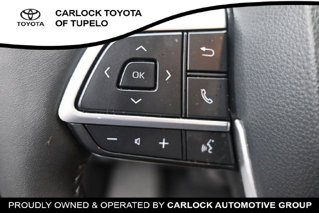 Used 2025 Toyota Highlander Platinum AWD/4WD image 24