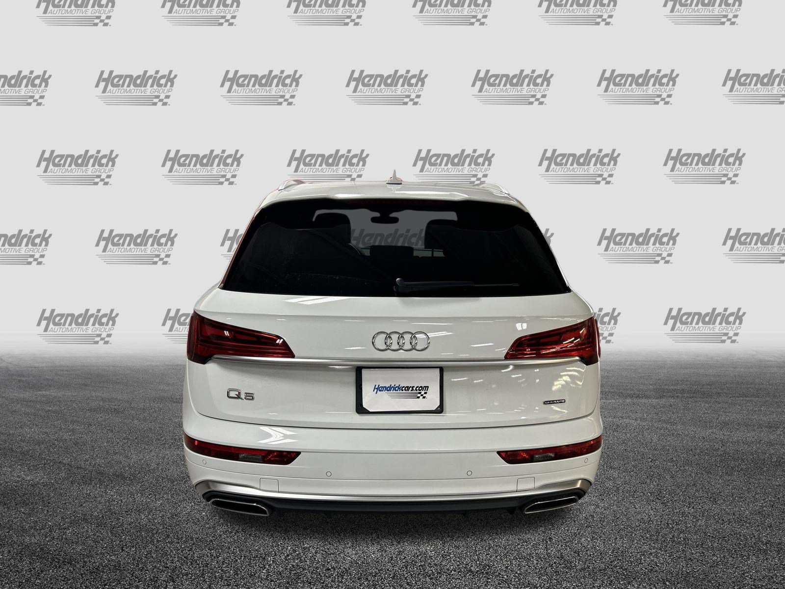 Used 2023 Audi Q5 2.0T Premium w/ Convenience Package AWD/4WD image 9