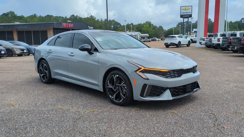 Used 2025 Kia K5 GT-Line w/ GT-Line Premium Package FWD image 3