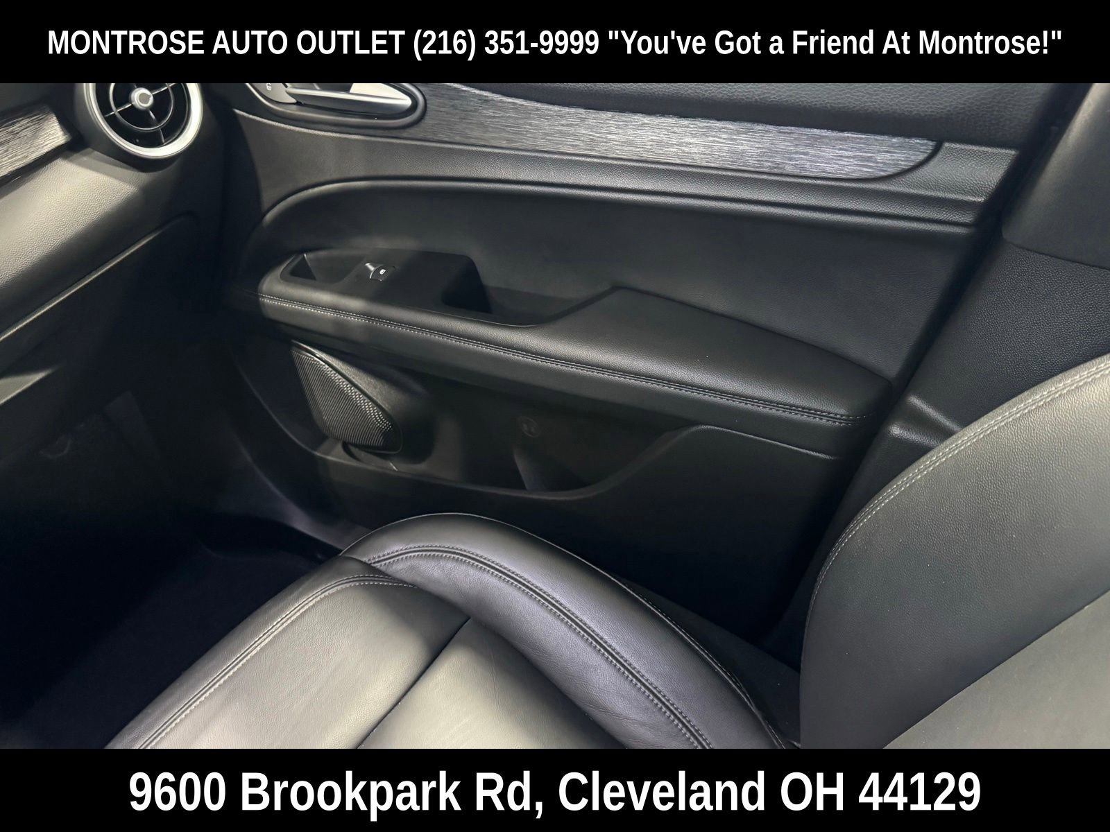Used 2024 Alfa Romeo Stelvio Sprint AWD/4WD image 39