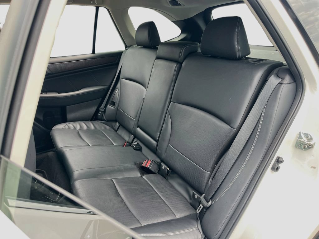 Used 2018 Subaru Outback 2.5i Limited AWD/4WD image 25
