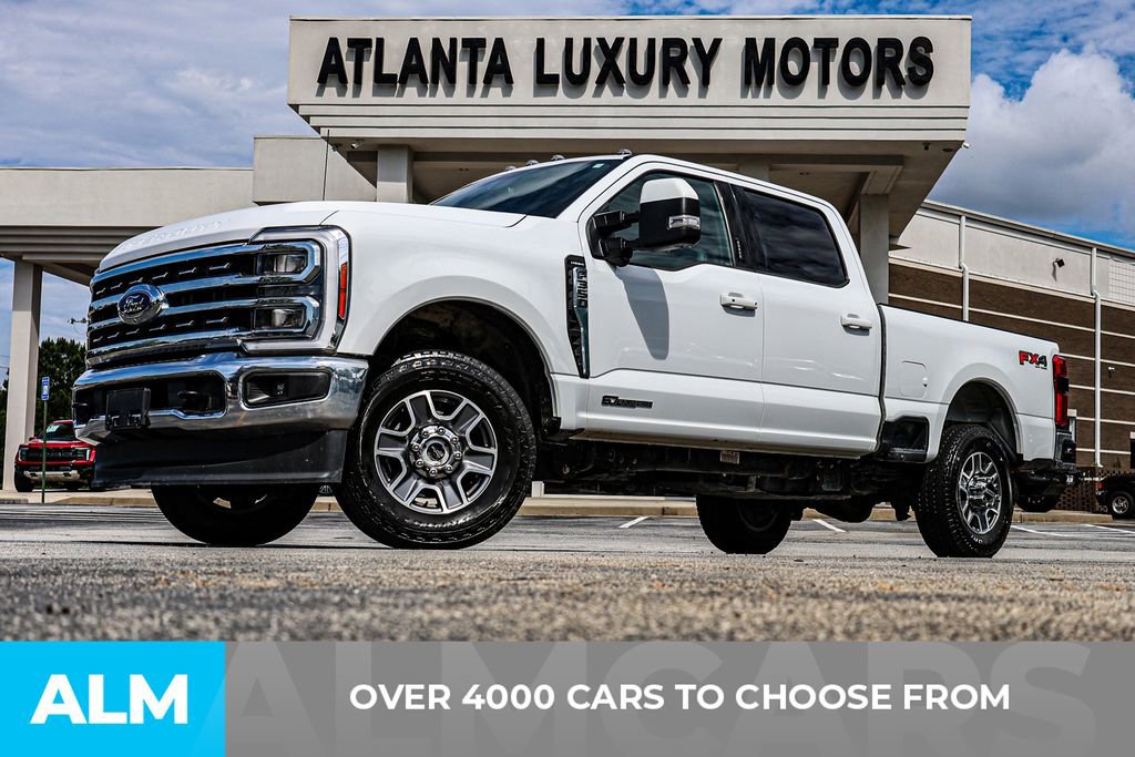 Used 2023 Ford F350 Lariat w/ FX4 Off-Road Package image 3