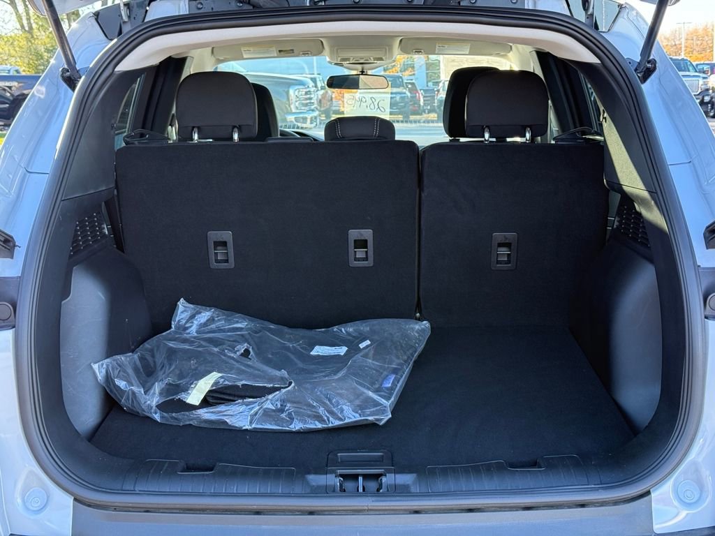 Certified 2025 Ford Escape Active w/ Cold Weather Package image 8