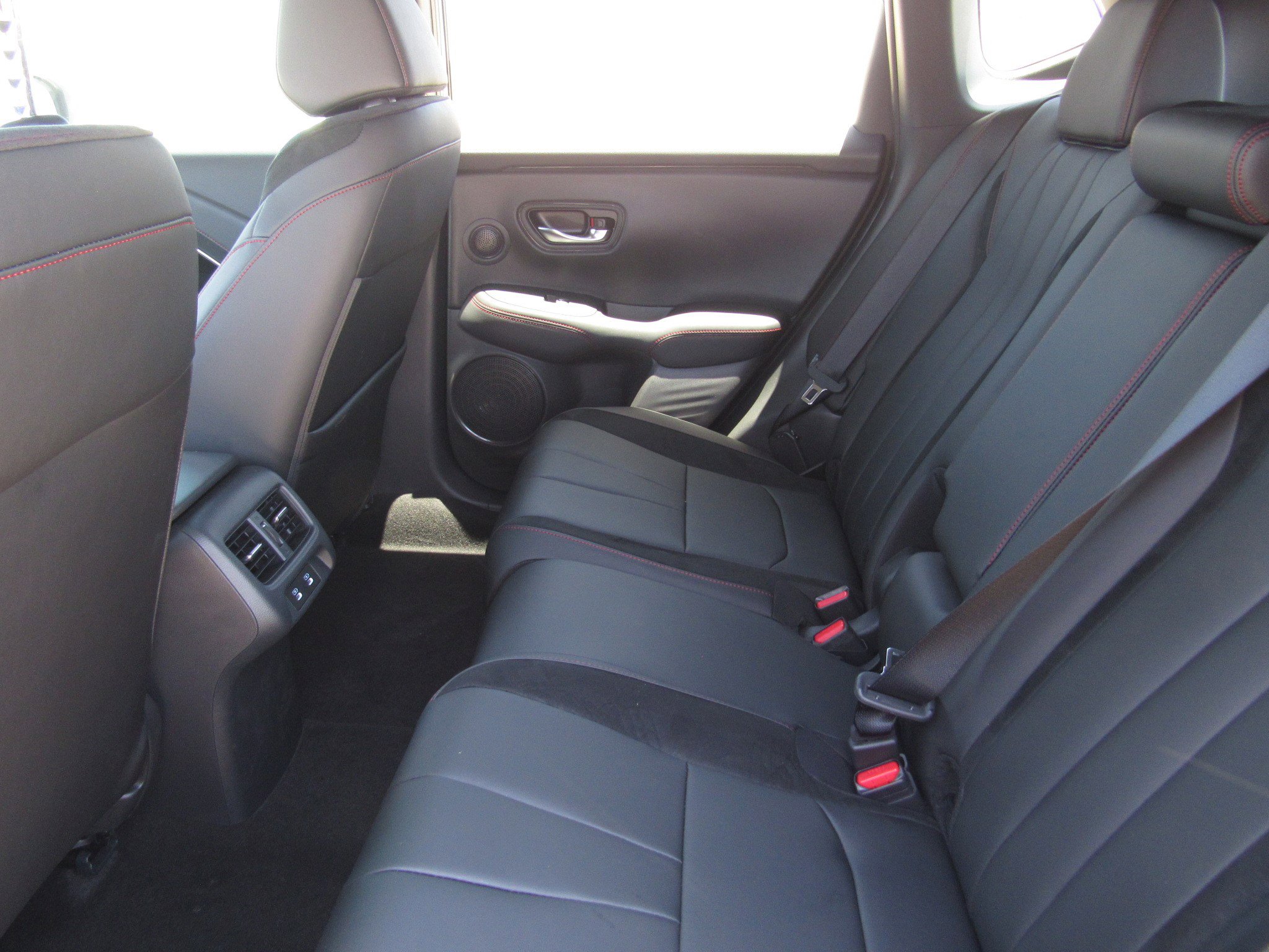 Certified 2025 Acura ADX A-Spec image 16