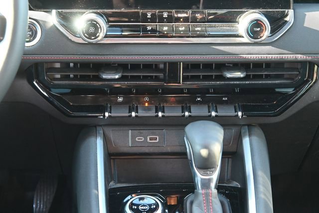 Used 2023 Chevrolet Colorado Z71 w/ Advanced Trailering Package image 18