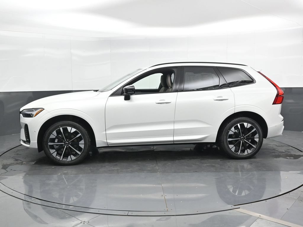 New 2026 Volvo XC60 B5 Plus w/ Climate Package AWD/4WD image 6