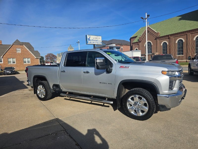 Used 2020 Chevrolet Silverado 2500 LTZ w/ LTZ Premium Package image 3
