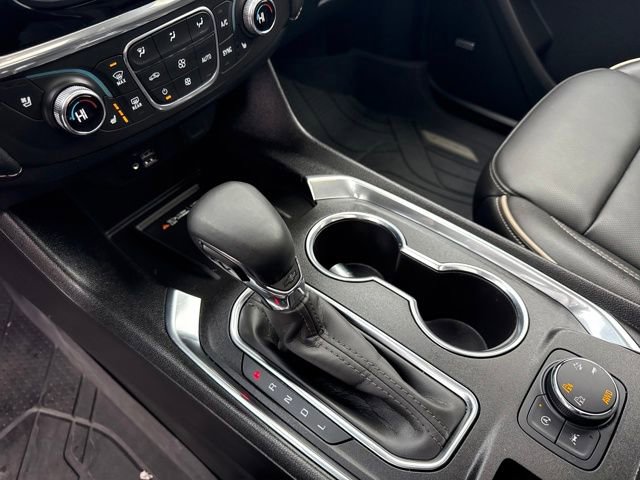Used 2023 Chevrolet Traverse Premier w/ Redline Edition image 25