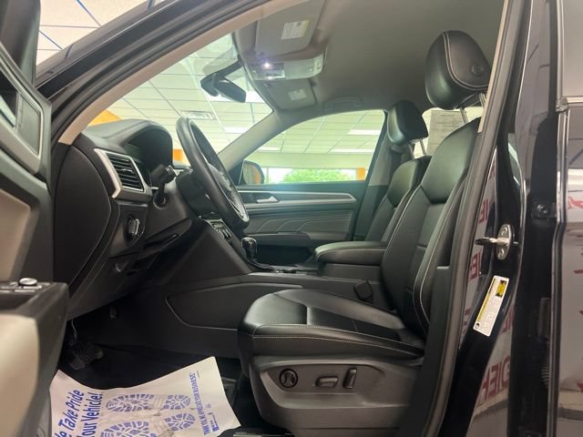 Used 2023 Volkswagen Atlas SE AWD/4WD image 18