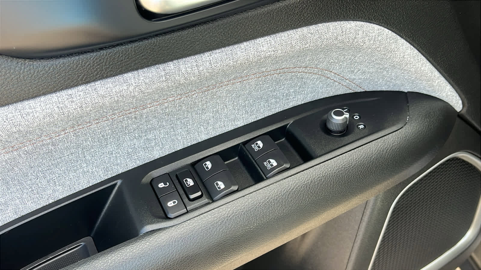 Used 2022 Jeep Compass Latitude AWD/4WD image 25