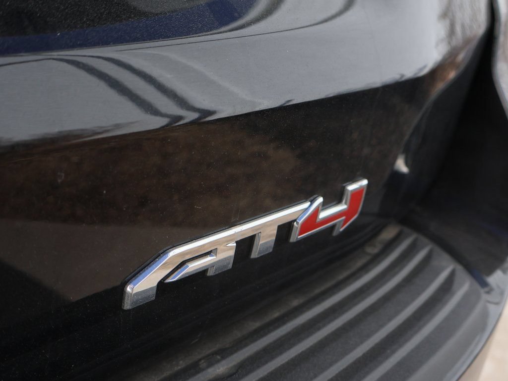 New 2026 GMC Yukon XL AT4 w/ AT4 Premium Plus Package AWD/4WD image 17