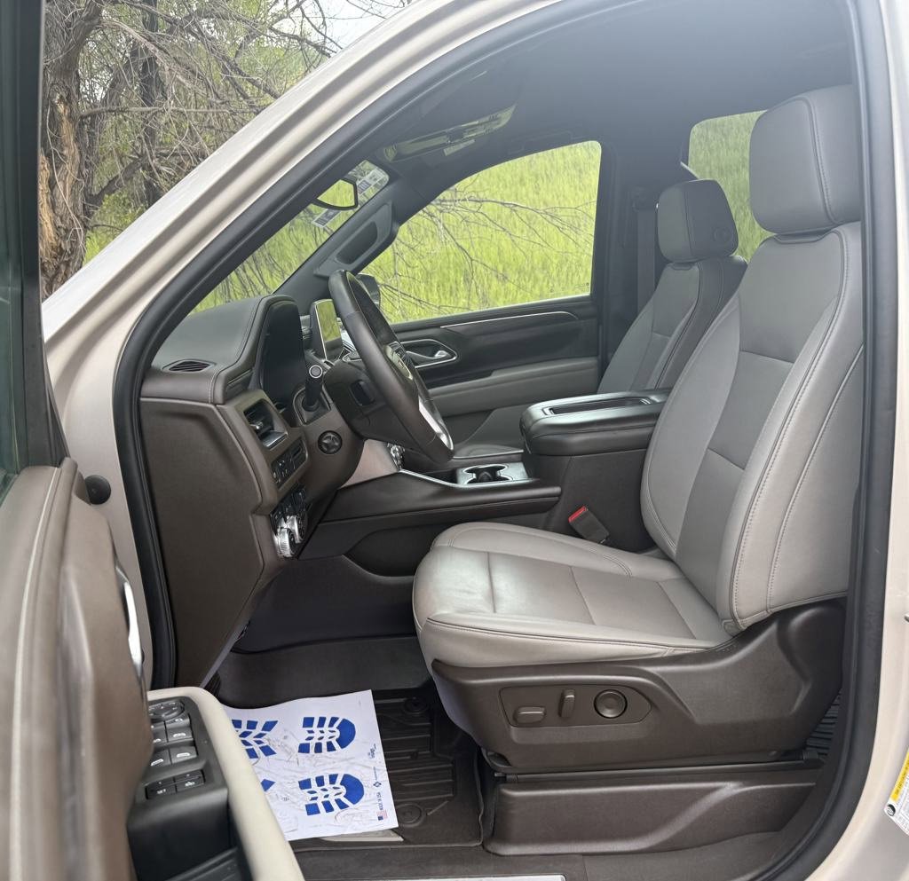 Used 2022 GMC Yukon SLT w/ SLT Luxury Package image 12