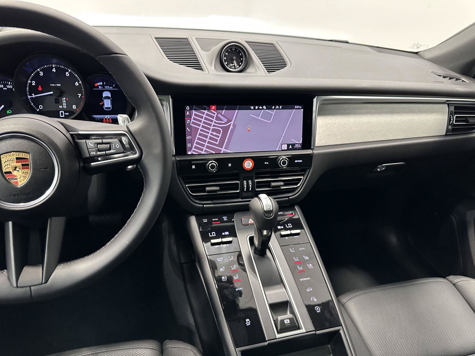 New 2026 Porsche Macan AWD/4WD image 28