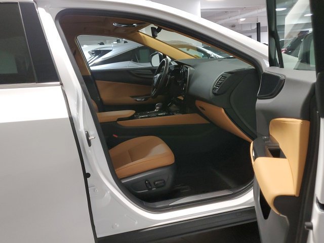 Used 2025 Lexus NX 350 AWD w/ Accessory Package (2T) image 33