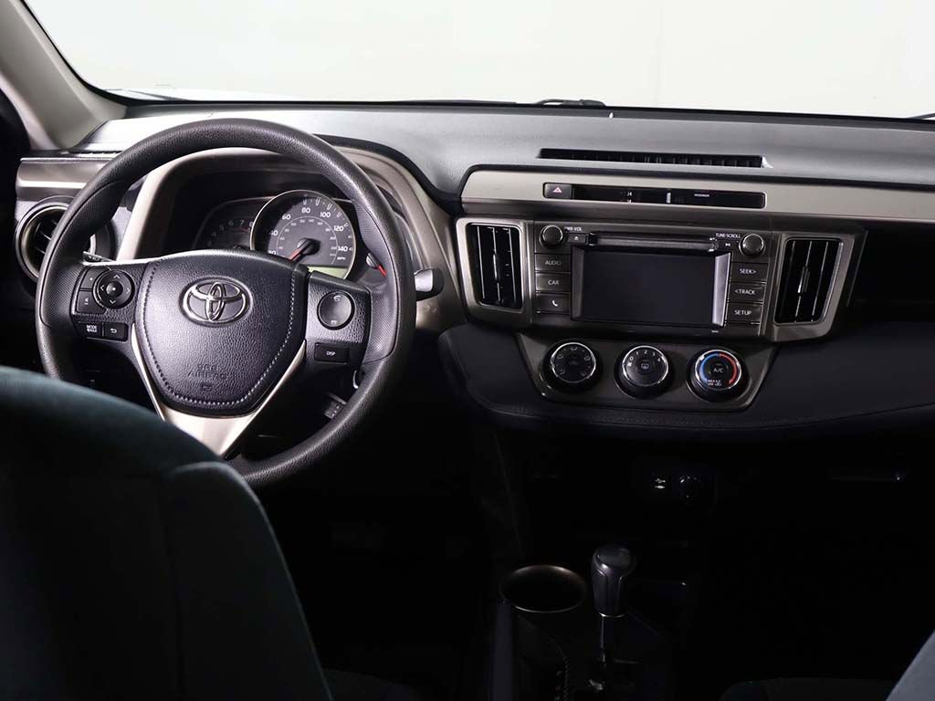 Used 2015 Toyota RAV4 LE AWD/4WD image 27