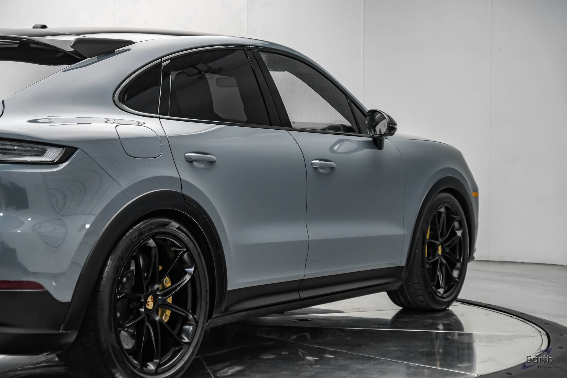 Used 2024 Porsche Cayenne Turbo GT AWD/4WD image 19