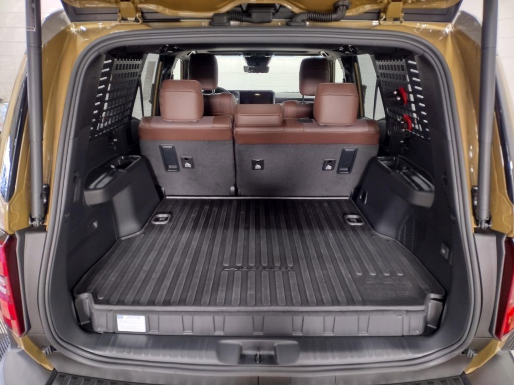 Used 2025 Toyota Land Cruiser image 16