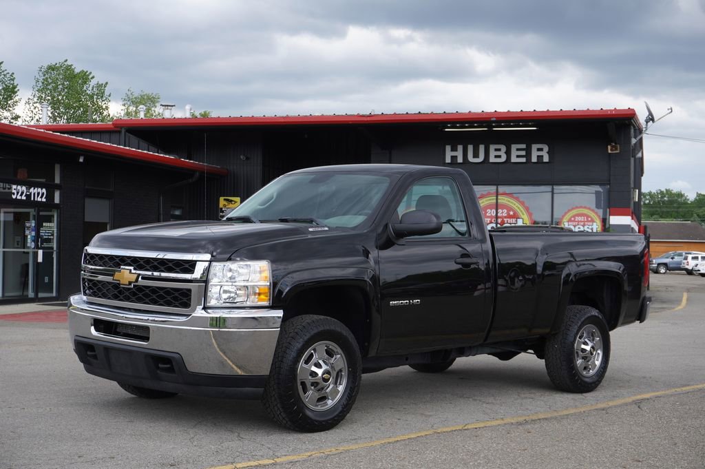 Used 2014 Chevrolet Silverado 2500 W/T w/ Snow Plow Prep Package AWD/4WD image 1