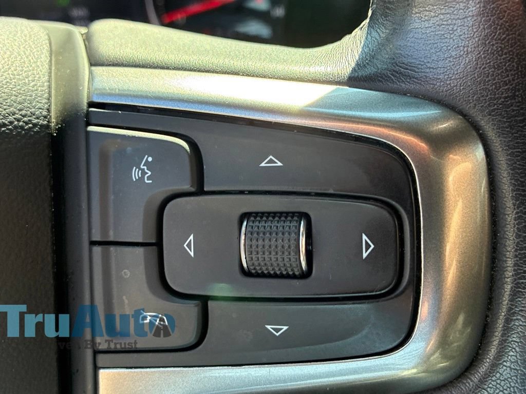 Used 2021 Chevrolet Silverado 1500 LT w/ LPO, Dark Essentials Package AWD/4WD image 29