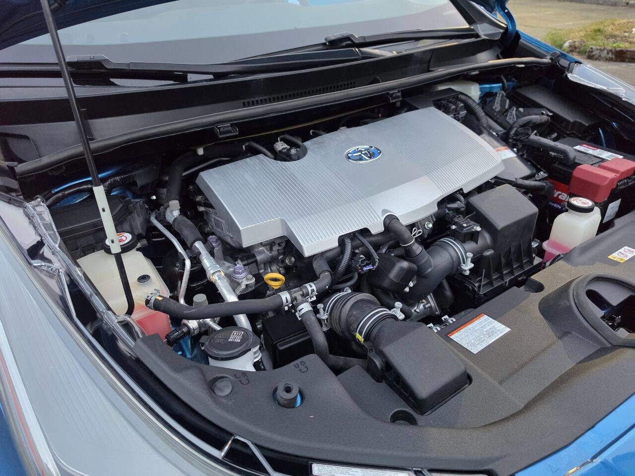 Used 2019 Toyota Prius LE FWD image 40