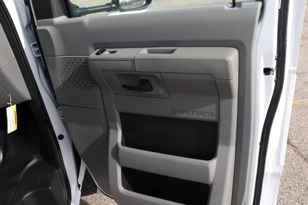 New 2027 Ford E-450 and Econoline 450 Super Duty w/ Power Equipment Group image 29