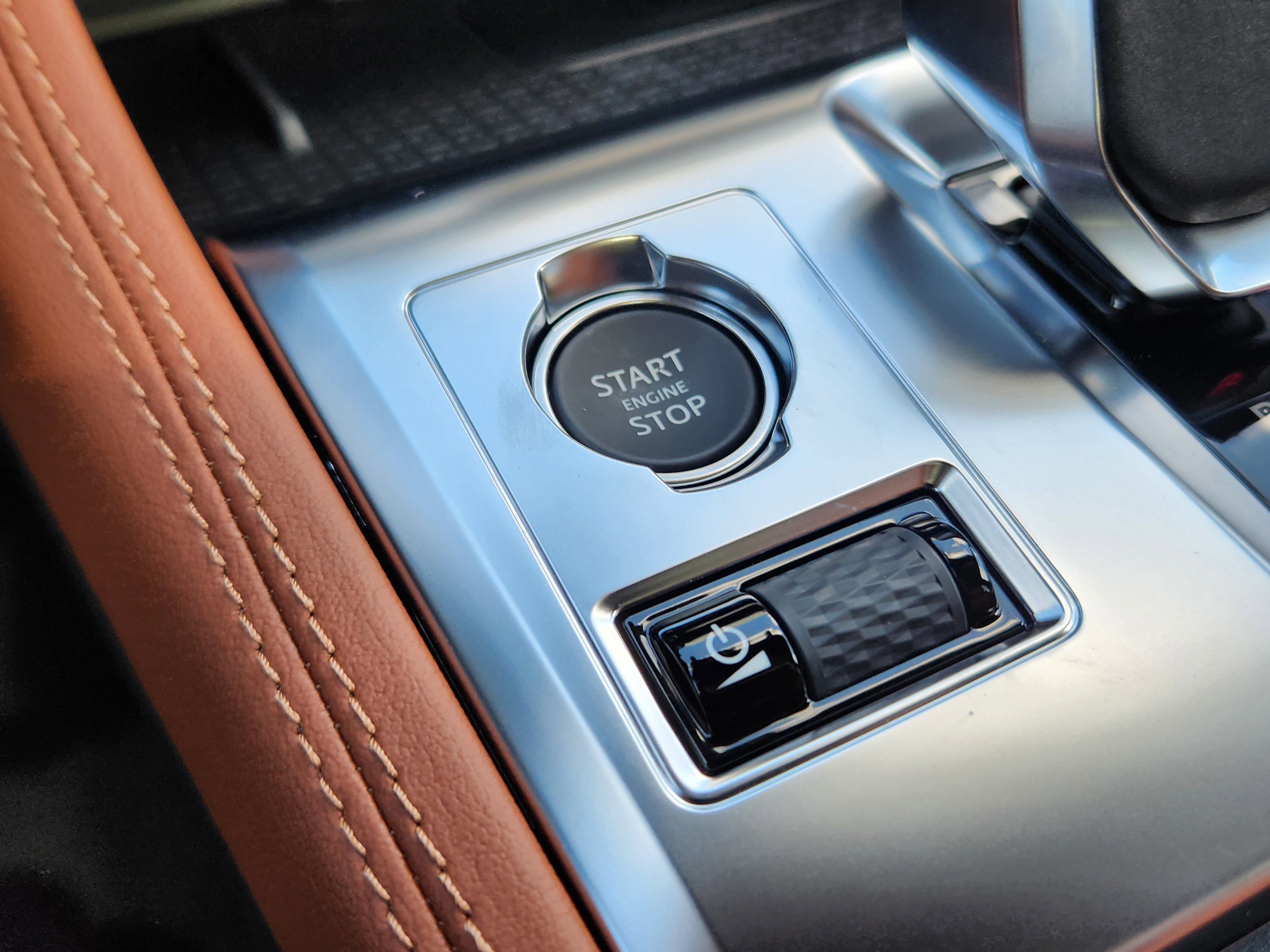 New 2026 Jaguar F-PACE R-Dynamic S image 25