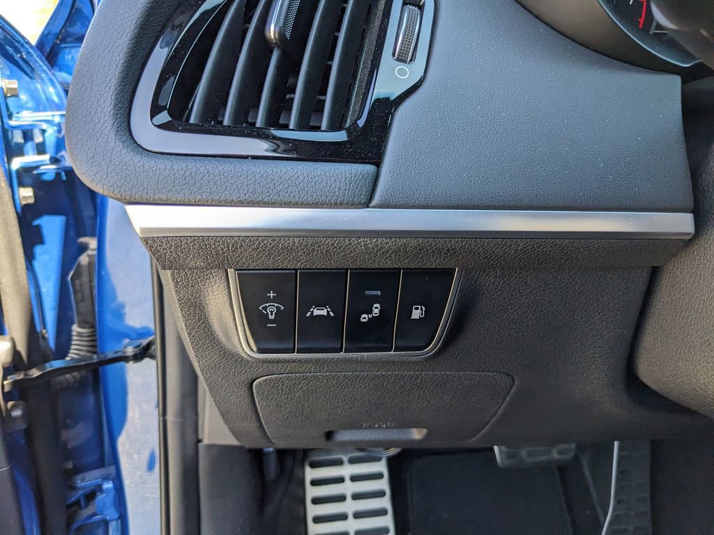 Used 2020 Kia Stinger GT1 image 30