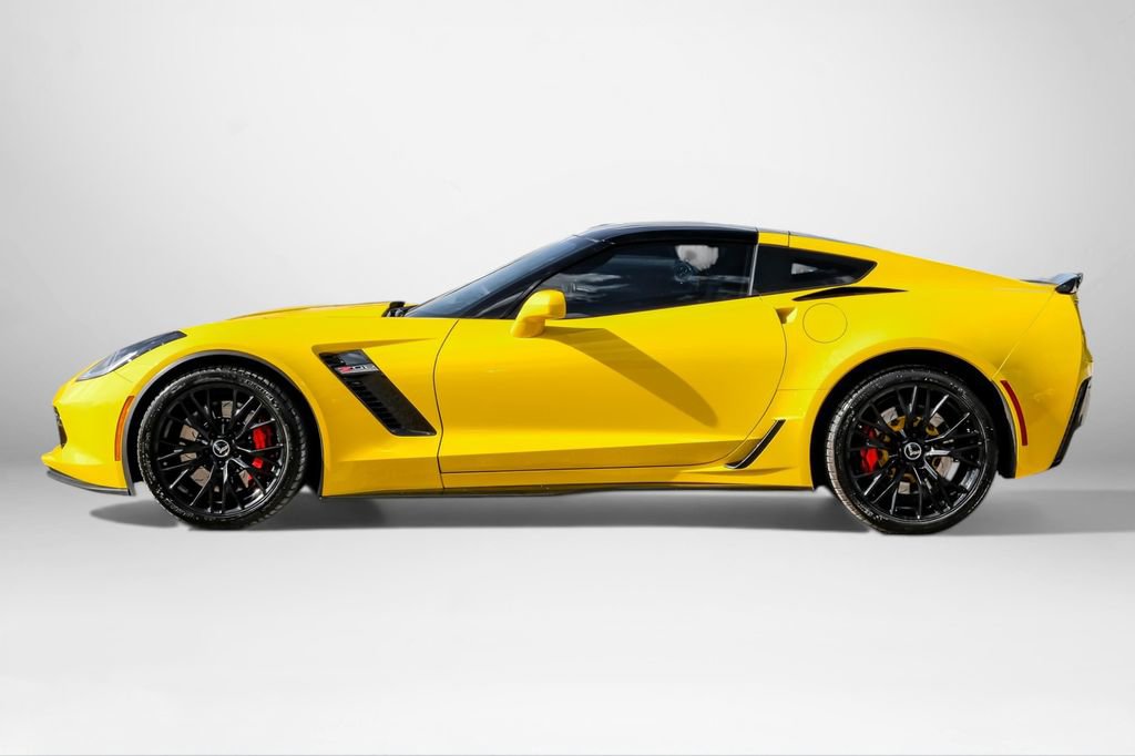 Used 2015 Chevrolet Corvette Z06 w/ 2LZ Preferred Equipment Group RWD image 9