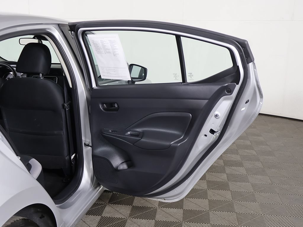Used 2025 Nissan Versa S FWD image 18