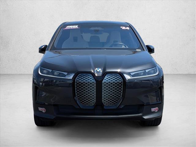 Used 2024 BMW iX xDrive50 AWD/4WD image 2