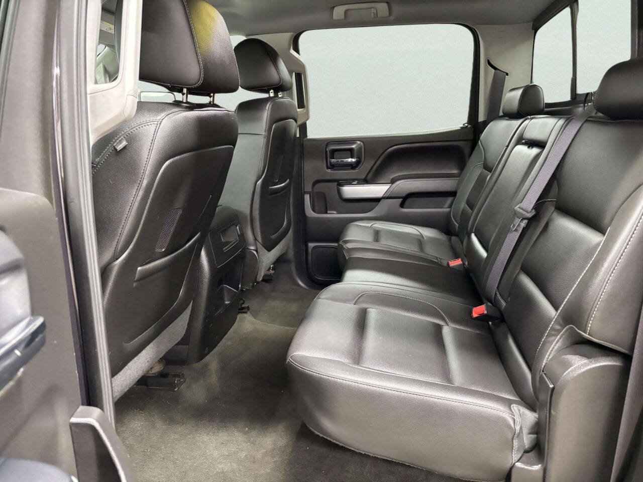 Used 2015 Chevrolet Silverado 2500 LTZ w/ Driver Alert Package AWD/4WD image 16