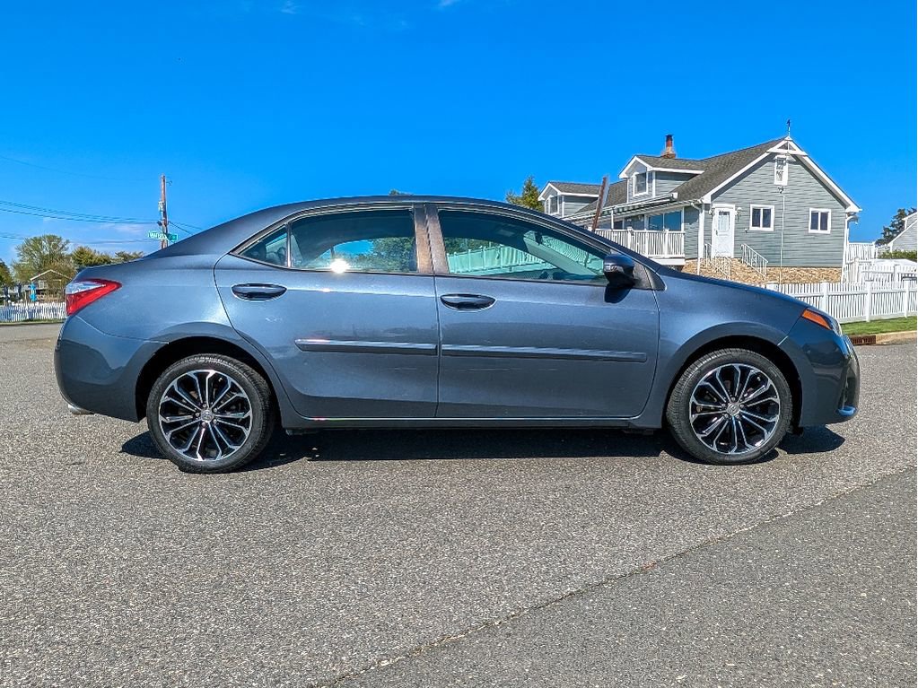 Used 2016 Toyota Corolla S w/ Body Protection Package #1 FWD image 4