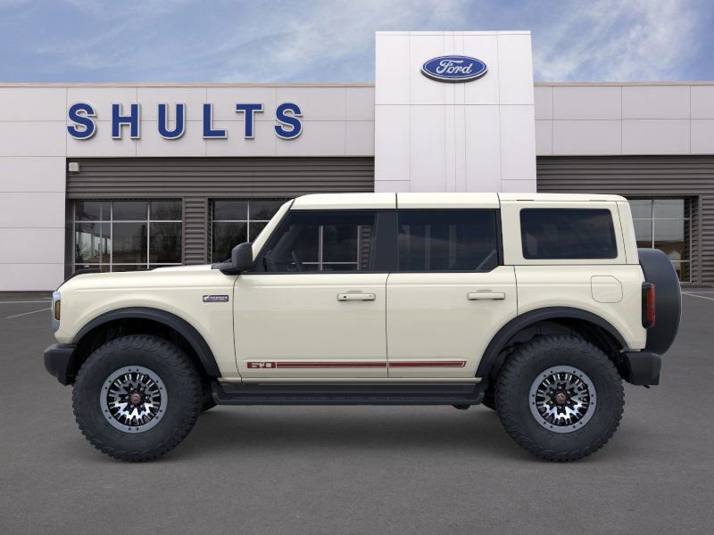 New 2026 Ford Bronco Outer Banks w/ Sasquatch Package image 3