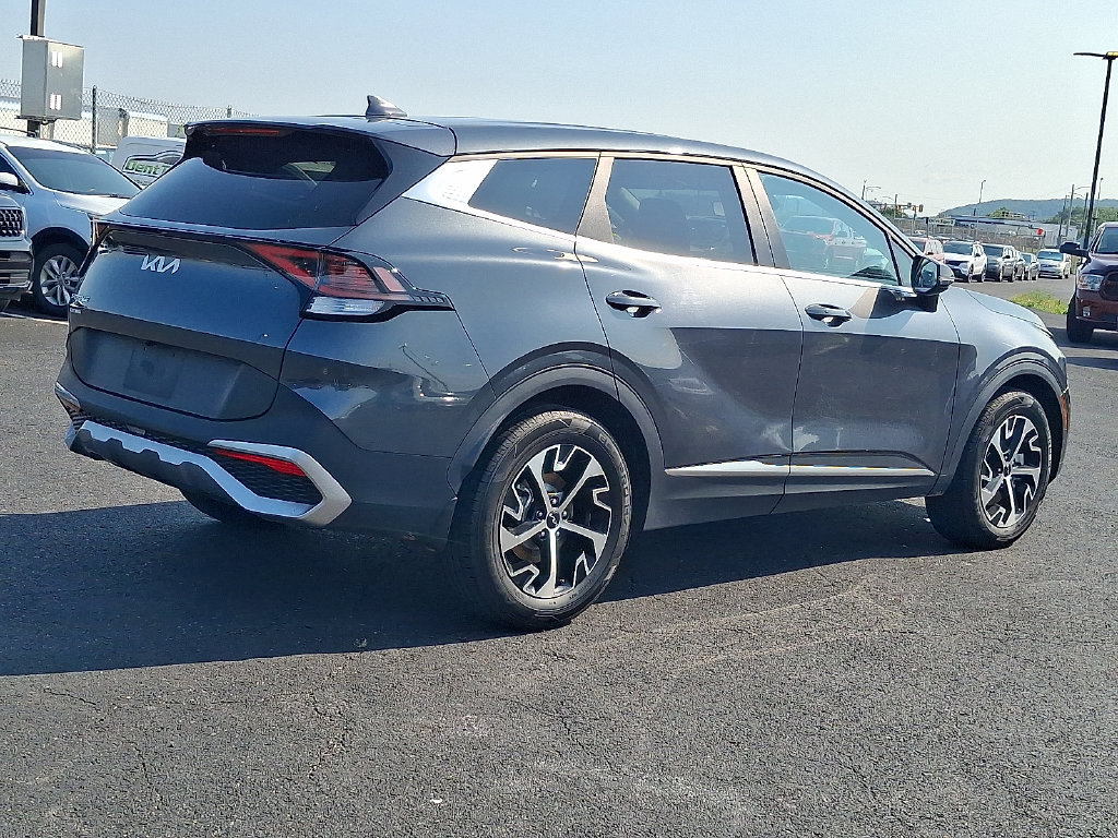 Used 2024 Kia Sportage EX FWD image 6