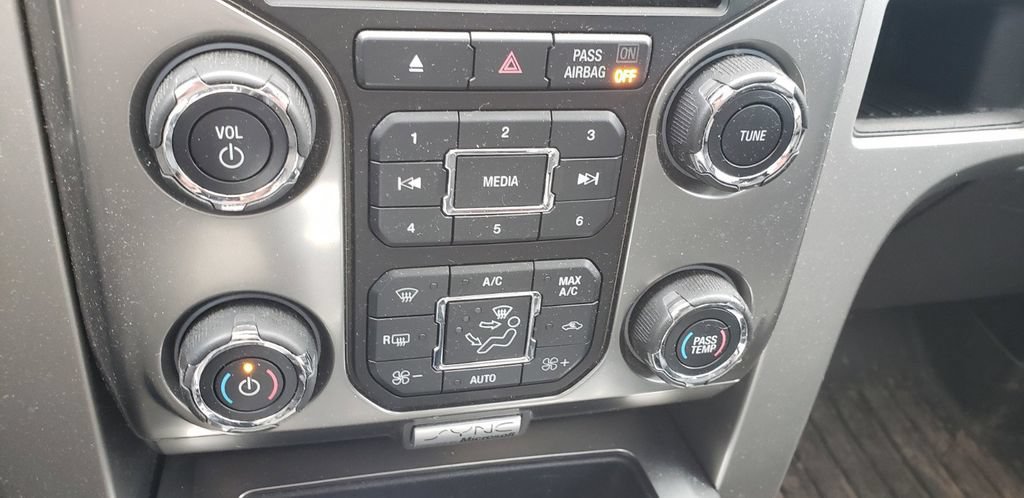 Used 2013 Ford F150 FX4 w/ Luxury Equipment Group AWD/4WD image 21