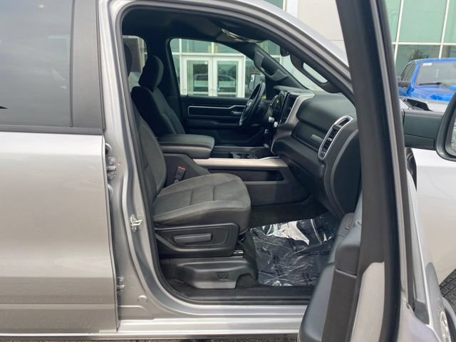 Used 2023 RAM 1500 Big Horn AWD/4WD image 35