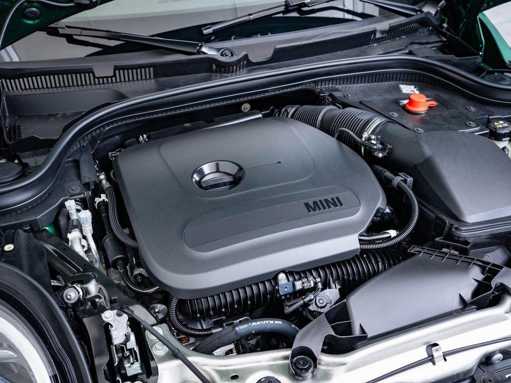 Certified 2025 MINI Cooper S image 35