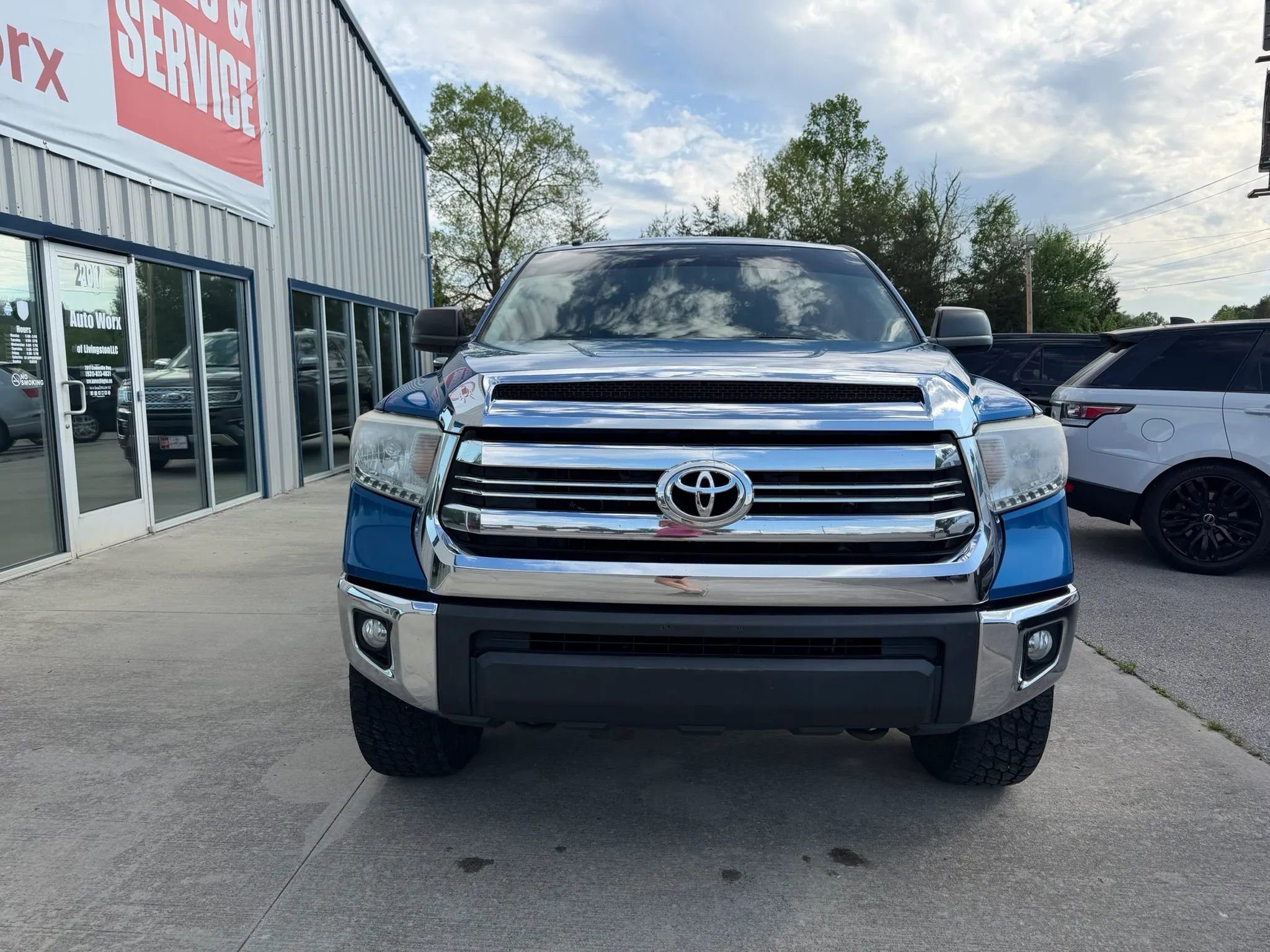 Used 2016 Toyota Tundra SR5 w/ TRD Off Road Package image 36