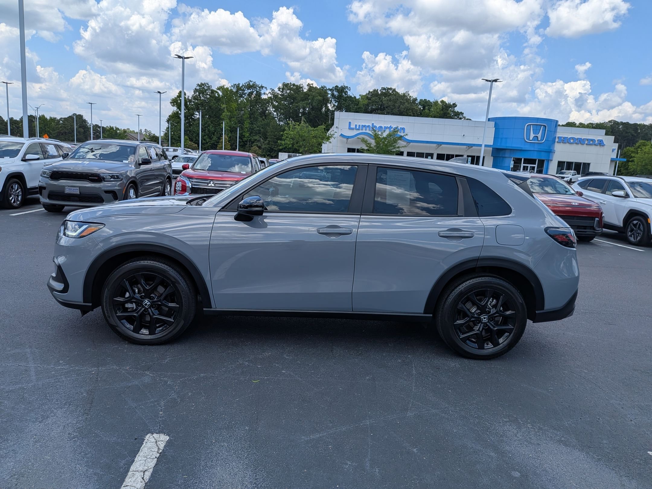 Used 2024 Honda HR-V Sport image 6