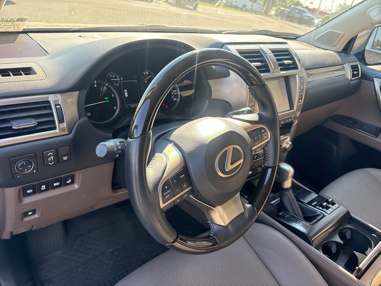 Used 2021 Lexus GX 460 Premium image 4
