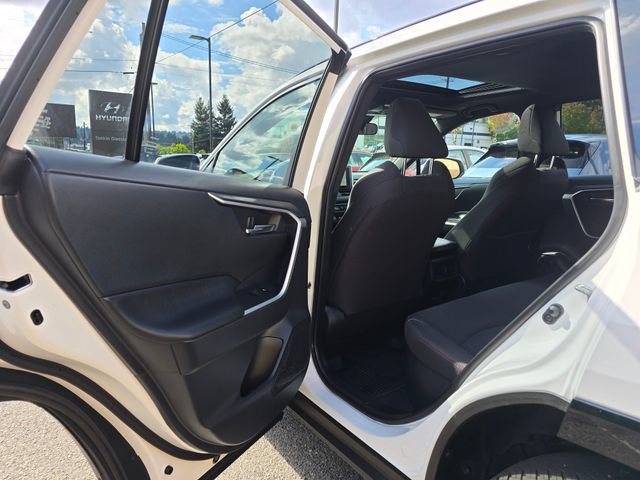 Used 2023 Toyota RAV4 SE w/ Weather & Moonroof Package AWD/4WD image 15