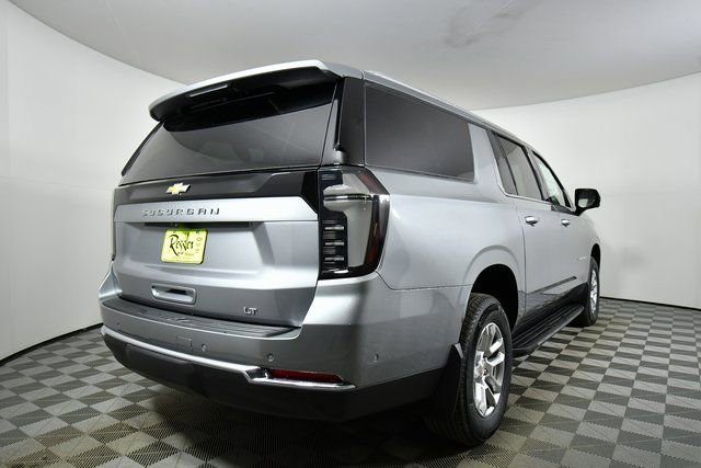 New 2026 Chevrolet Suburban LT w/ Comfort Package image 11