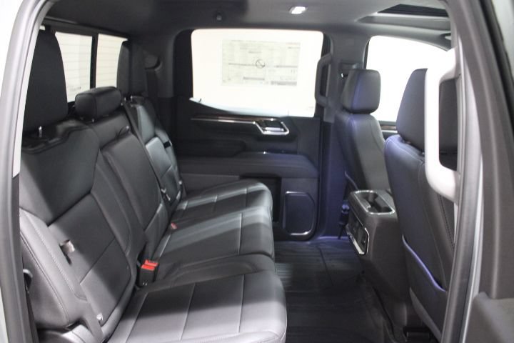 New 2026 GMC Sierra 1500 Elevation w/ Elevation Premium Package AWD/4WD image 31