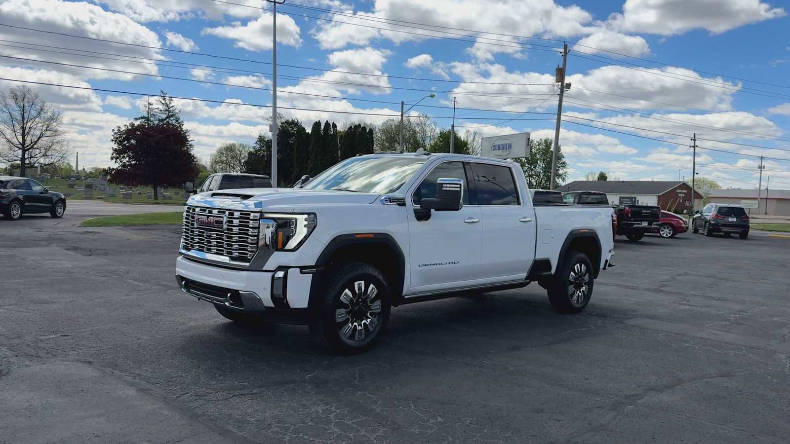New 2026 GMC Sierra 2500 Denali w/ Denali Reserve Package AWD/4WD image 4