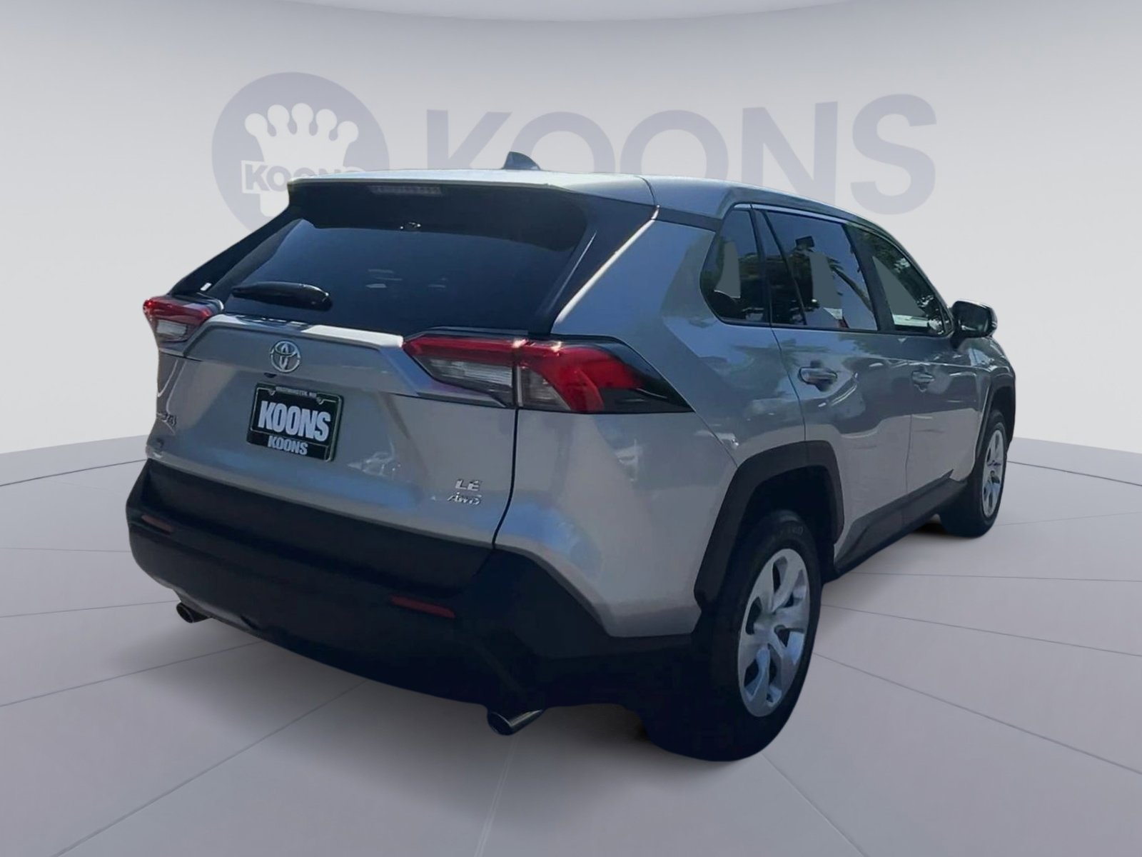 Used 2024 Toyota RAV4 LE AWD/4WD image 11