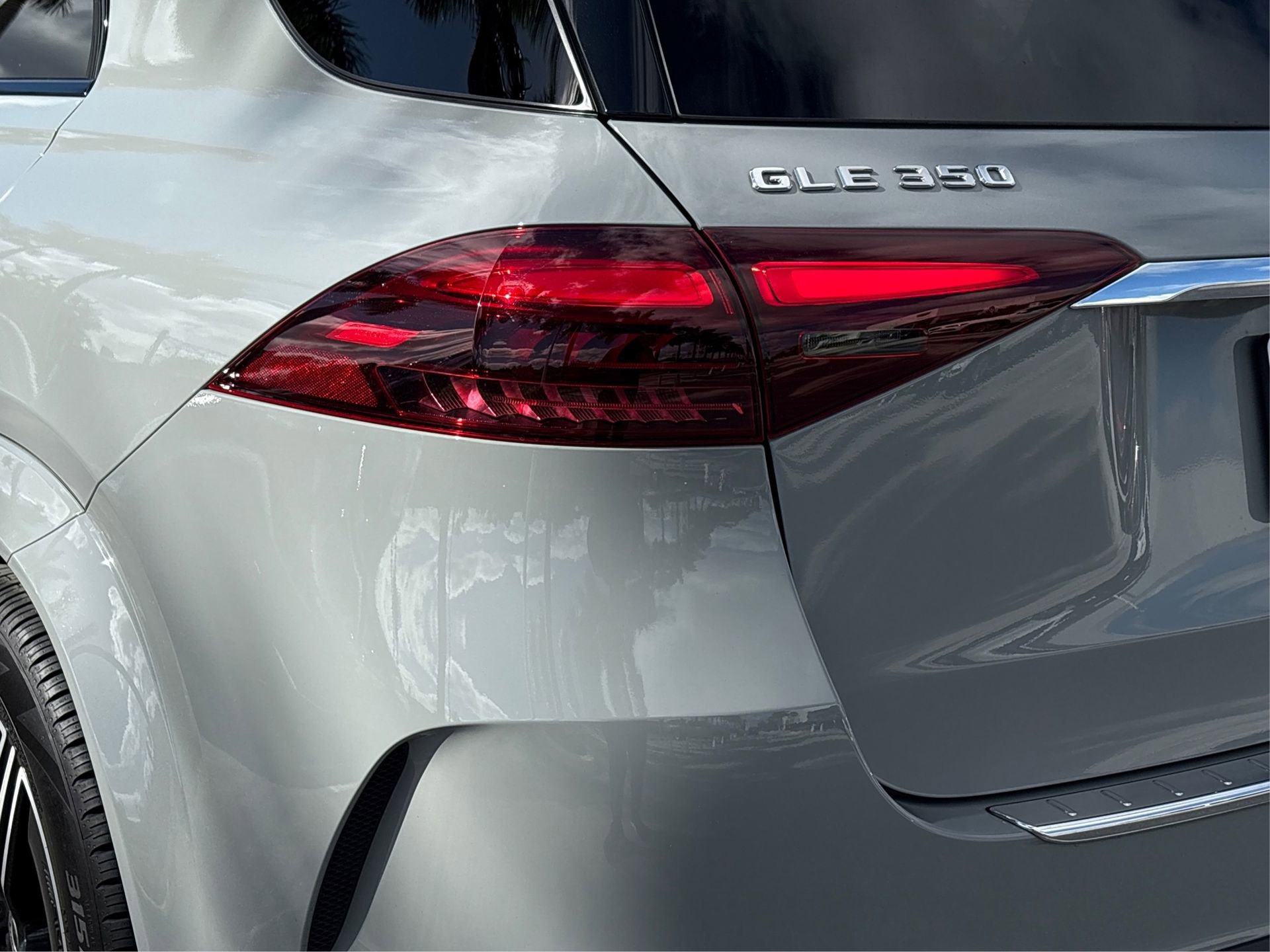 Used 2025 Mercedes-Benz GLE 350 4MATIC image 15