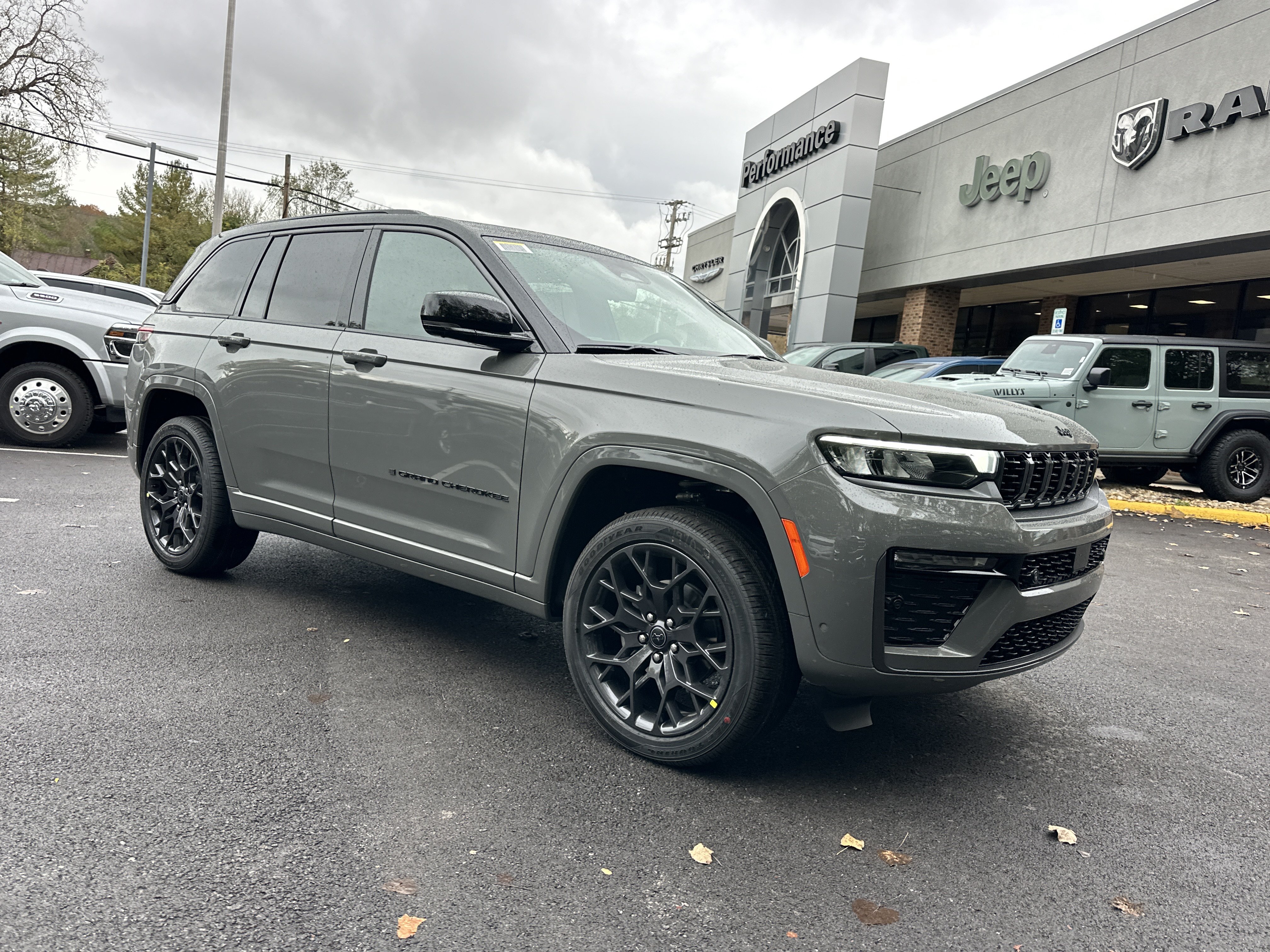 New 2027 Jeep Grand Cherokee Summit AWD/4WD image 20
