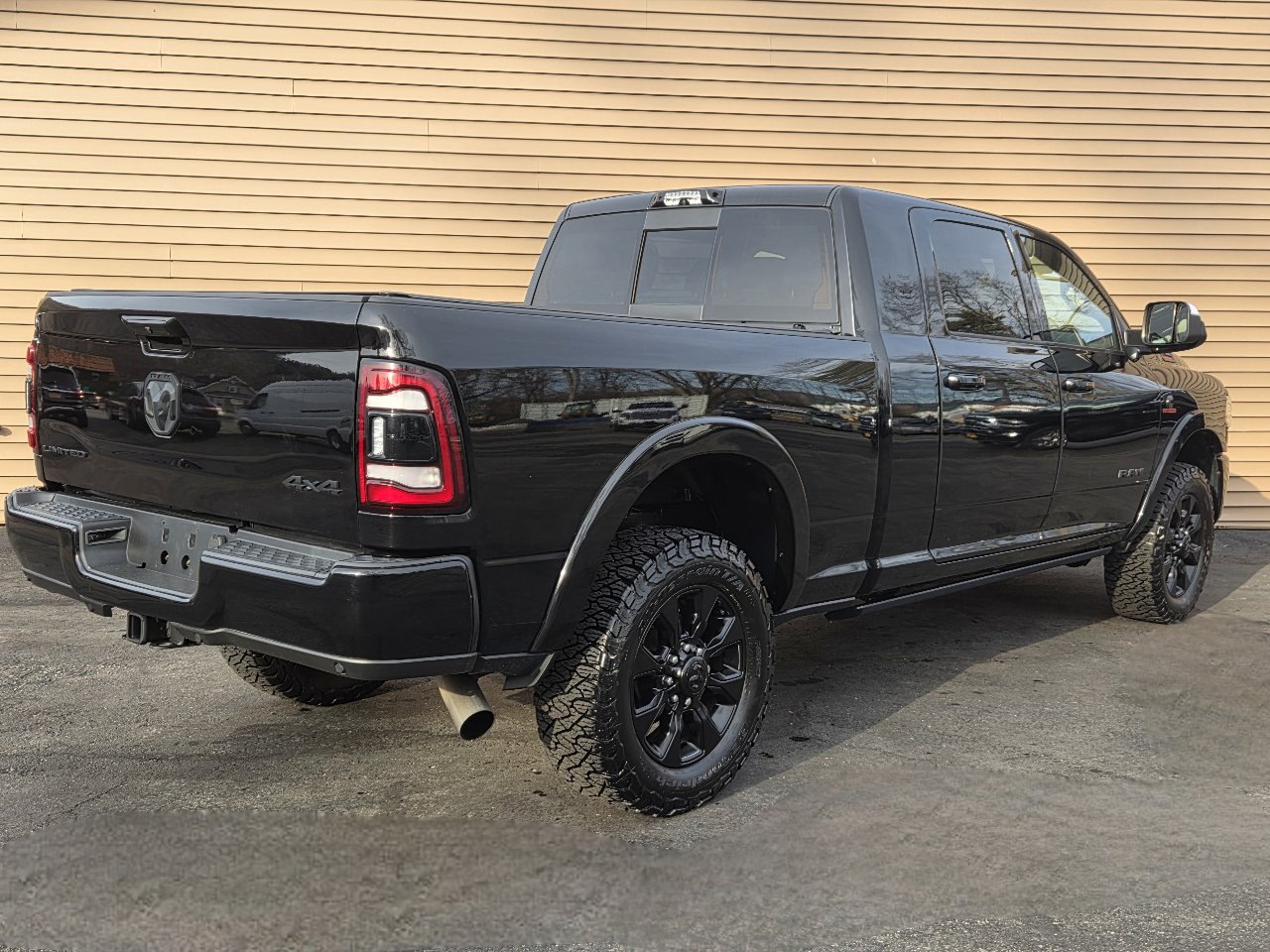 Used 2021 RAM 2500 Limited image 6